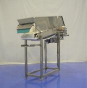 Cleated Incline Conveyor with SS Product Hopper