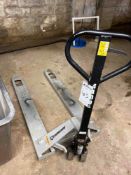 Strongway Pallet Jack