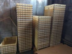 (25) White Nesting Crates