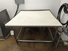 Table with Cutting Board Insert