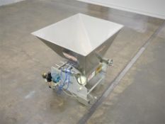 Hinds-Bock 5P-08WT Table Top 5 Piston Muffin Depositor