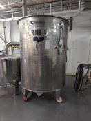 2017 St. Patrick's of Texas M4000S16 4000L Stainless Steel Tank with Pump