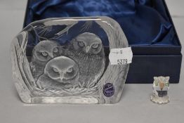 A Dartington crystal paper weight depicting owls and a similar Swarovski or similar study.