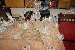 A glass electrolier/chandelier light fitting