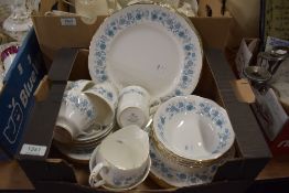 A Colclough 'Braganza' part dinner/tea service.