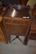 A Georgian mahogany night stand
