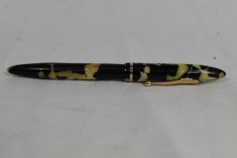 A Sheaffer Balance lever fill fountain pen in black/pearl with single band and no spot to the cap
