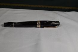 A presentation boxed Limited Edition Montegrappa Historica 1912 piston fill fountain pen, in