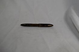 A Sheaffer Balance 500 lever fill fountain pen in brown striated with single band to cap, military
