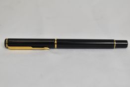 A Parker Rialto cartridge converter fountain pen in black. In very good condition
