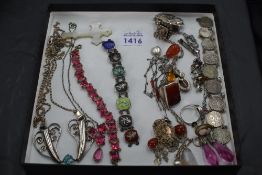 A selection of white metal jewellery many pieces stamped 925/silver/sterling including necklaces,