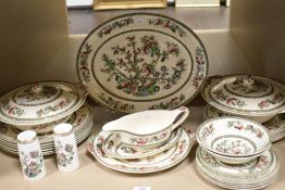 A vintage Johnson Bros Indian Tree pattern part dinner service.