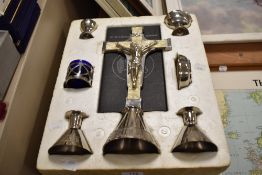 An early 20th century Catholic communion service pack.