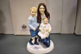 A limited edition Royal Doulton figure Young Royals HN5883 620/1000 with box and certificate.