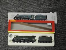 A Hornby 00 gauge R2266 A4 Class 4-6-2 BR Silver Fox Loco & Tender 60017, in original box with inner