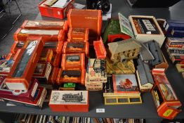 A collection of Hornby, Lima and similar 00 gauge including Diesel Loco, R749 Breakdown Crane,