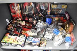 A collection of 1990's and later Star Wars Merchandise including Lego System 7115 Episode 1 Gunman