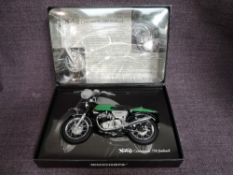 A Paul's Model Art Minichamps 1:12 scale Classic Bike Series diecast, No 2 Norton Commando 750