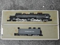 A Rivarossi HO scale, 1570 4-8-8-2 AC- 11 Cab Forward Southern Pacific Loco & Tender 4257, in