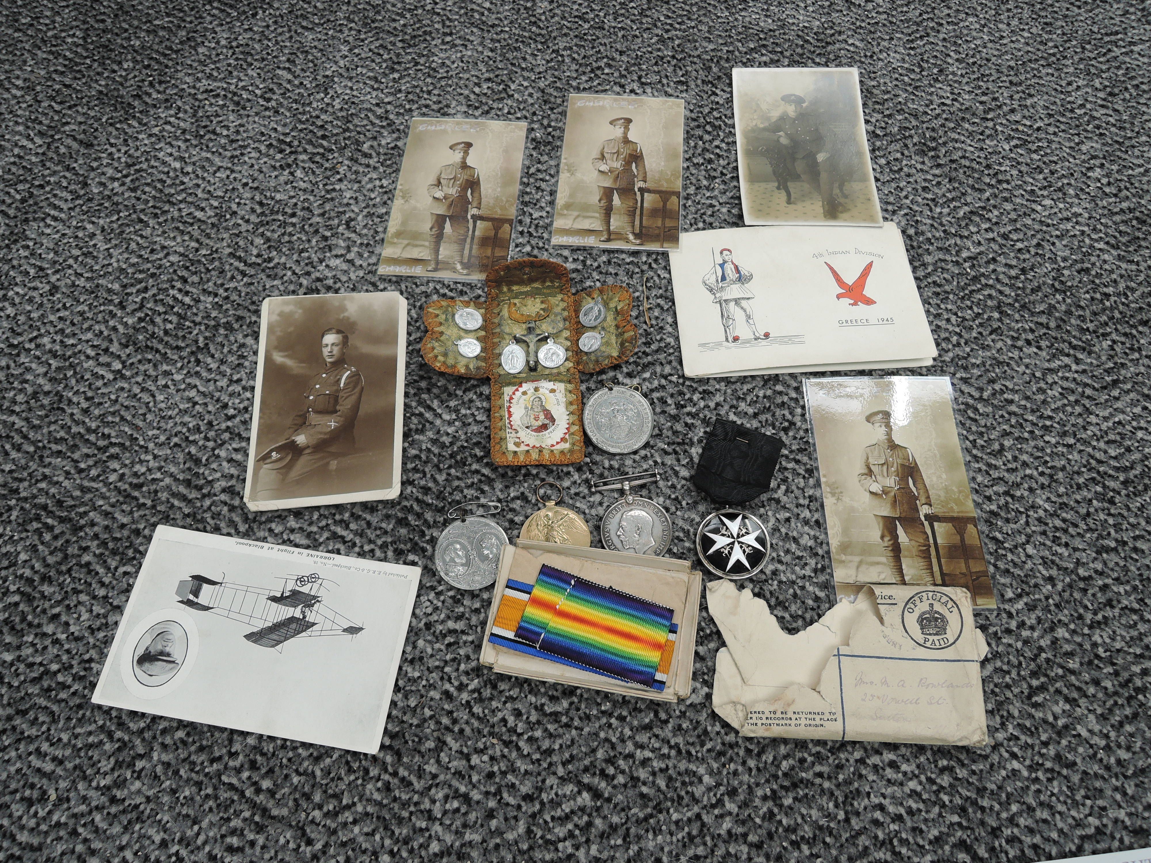 A pair of WW1 Medals to 33376 PTE.C.Rowlands.2K.S.L.T., War Medal & Victory Medal along with black