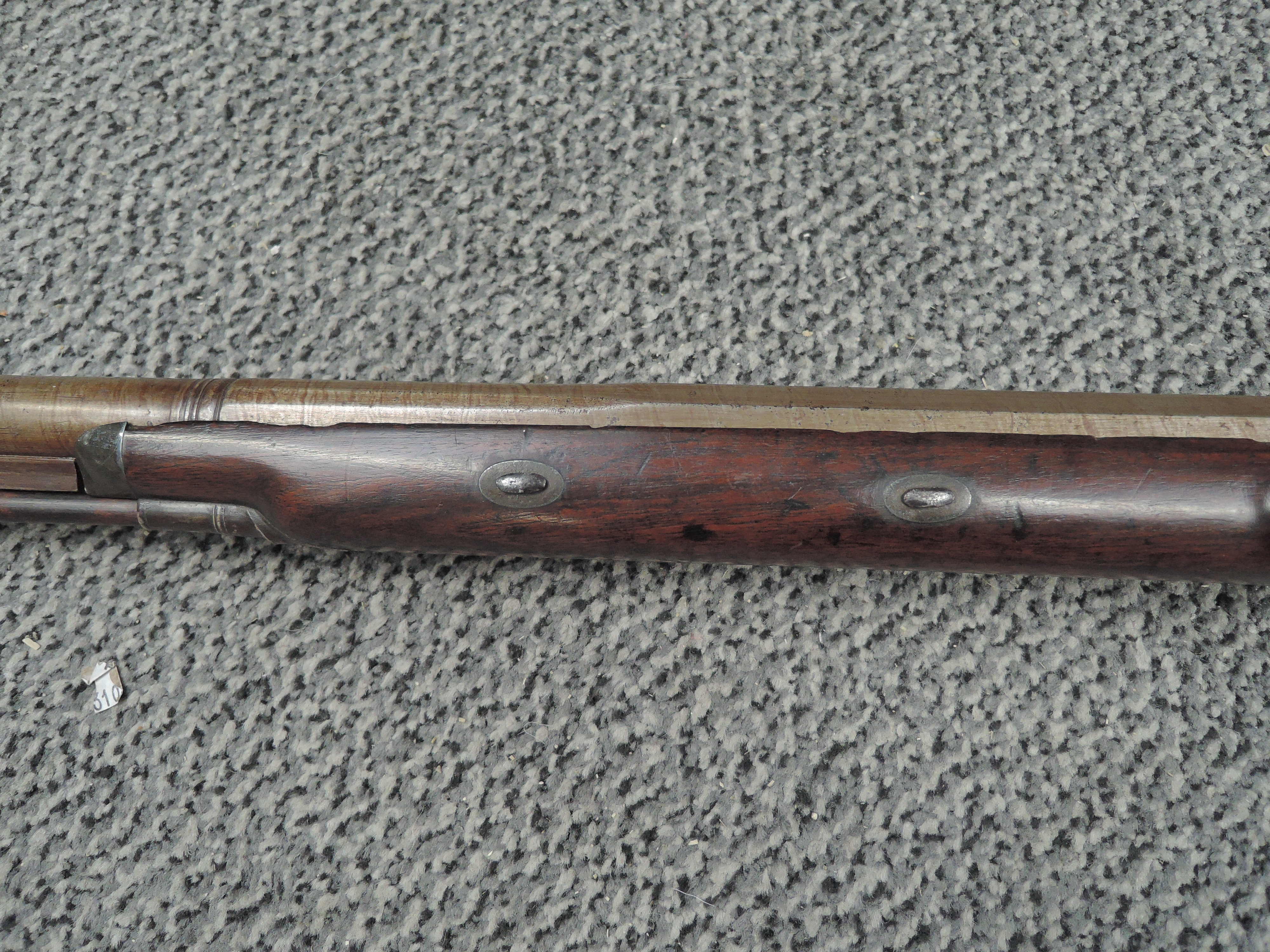 A 19th century or earlier Flintlock Musket having hexagonal and round barrel, marked on barrel in - Image 7 of 8