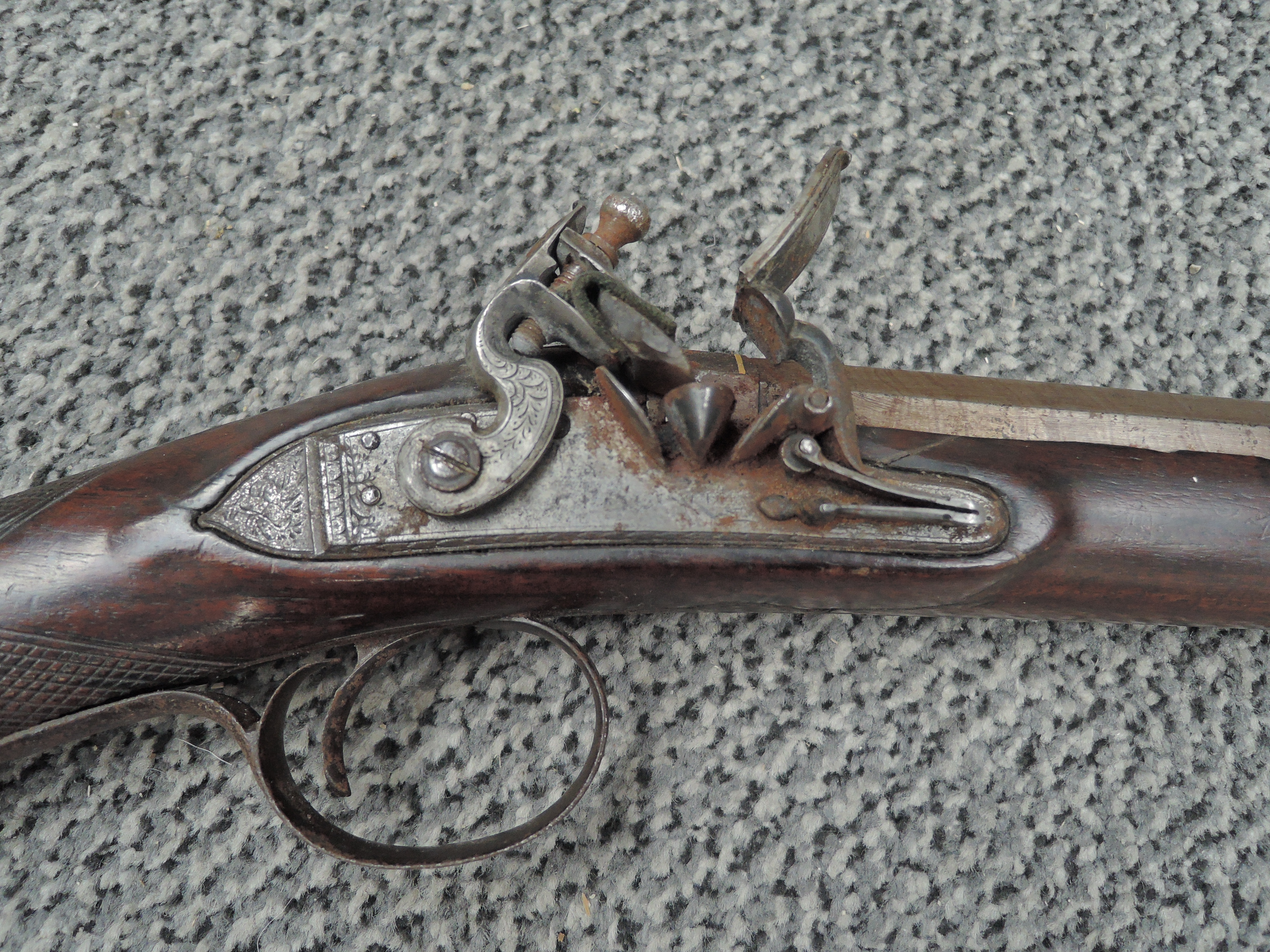 A 19th century or earlier Flintlock Musket having hexagonal and round barrel, marked on barrel in - Image 3 of 8