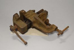 A vintage metal workers Paramo A One small sized anvil vice.