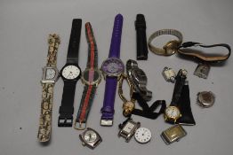 A bag of assorted men's and ladies wristwatches including Gucci, Casio and Summit.