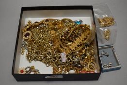 Costume jewellery including mostly yellow metal necklaces.