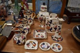 A selection of Masons Mandalay pattern ceramics including a set of three graduated jugs.