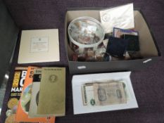 A collection of mainly GB Coins, mainly modern including 1986 Year Set, Crowns, £5, Coin Key