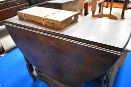 A period oak gateleg dining table