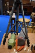 A Vickers 72 Alderscope Spotting scope and tripod marked V-guard vt528
