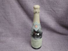 A half bottle of Quvee Exceptionnelle Dagonet & Fills Finest Extra Quality Champagne, no strength or