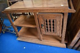 A vintage breakfast or barbeque trolley bar.