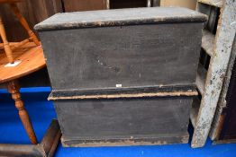 Two antique bedding boxes in painted pine.