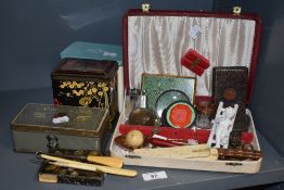 An interesting 19th century bone marrow scoop 15.5cm sold along with a selection of sundries to