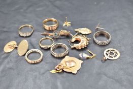 A small selection of 9ct gold and yellow metal stamped 9ct including medalion, pendant, odd