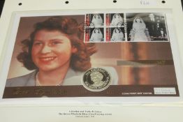 GIBRALTAR & TURKS & CAICOS QEII 20 CROWNS SILVER COIN COVER Limited edition Westminster/Mercury