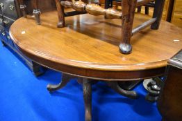 A Victorian mahogany loo table