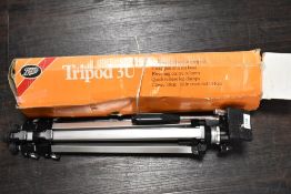 A boxed boots tripod and Courtney light umbrella