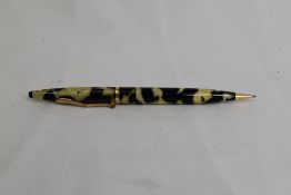 A Sheaffer Balance Lifetime Snr propelling pencil in black/pearl with single band and no spot to the
