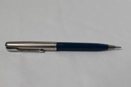 A Parker 51 propelling pencil in black with rolled gold cap. In good condition small marks to cap