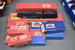 A collection of Hornby Dublo 00 gauge, 2226 4-6-2 City of London Loco & Tender, EDL17 0-6-2 Tank