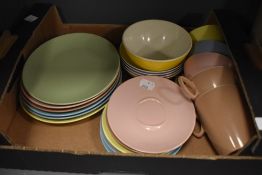 A Gaydon Melmex melamine part tea service (21 pieces approx)