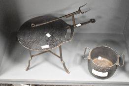 A 19th Century Thomas Holcroft & Sons cast iron cooking pot, with two handles, stamped No.5, 13cm