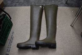 A pair of Le Chameau thigh waders size 43 / uk 9 Lined Wad Boot with Neoprene Lining only ever tried