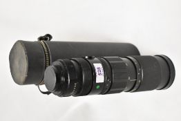 A Yashinon Auto Zoom 1:4,5 75-230mm lens No2025409