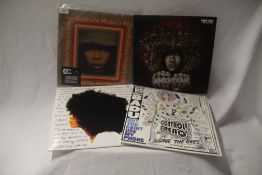 A lot of five albums in EX / EX by the wonderful Erkah Badu - been very well looked after