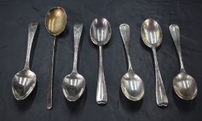 A group of four Edwardian Hanoverian pattern teaspoons, marks for Sheffield 1909, maker C W Fletcher